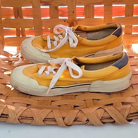 SPERRY TOP-SIDER MARINE, VINTAGE, YELLOW, 8M MENS, 10M  WOMENS - Picture 6 of 9